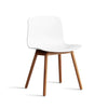 About A Chair AAC 12 stoel - walnoot poten en wit