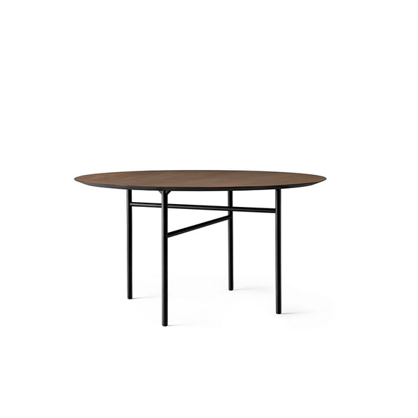 Snaregade tafel rond 138 cm donker gebeitst eik