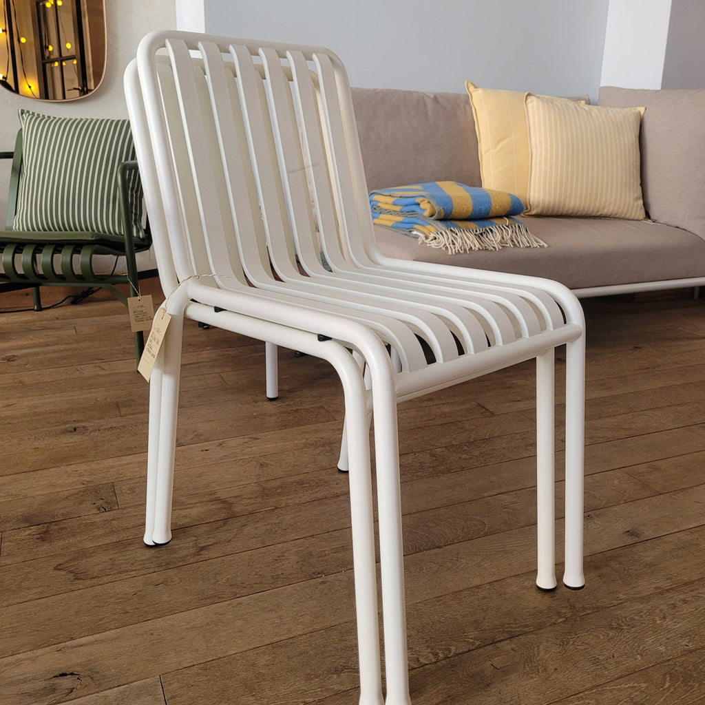 Toonzaalmodel Palissade stoel cream white set van 2