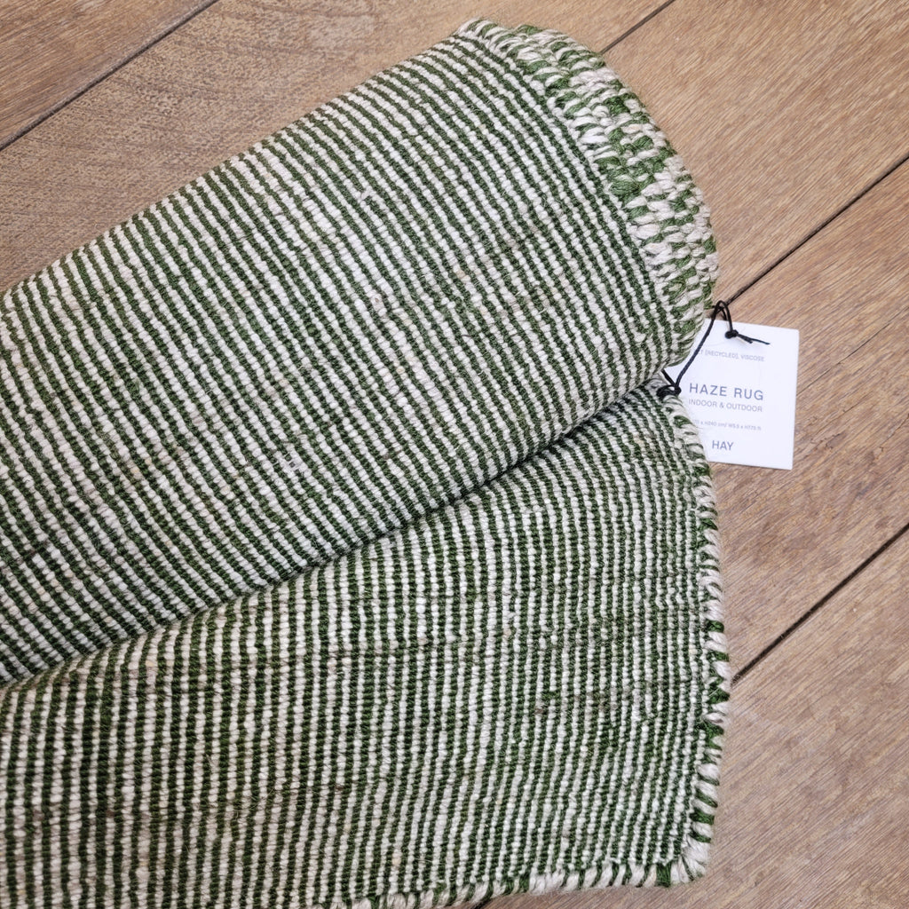 Toonzaalmodel Haze tapijt outdoor 140x170cm groen