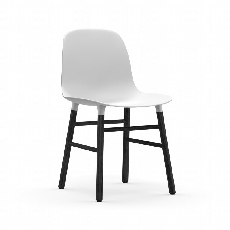 Form stoel - houten poten