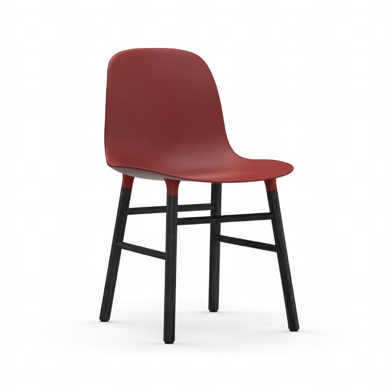 Form stoel - houten poten