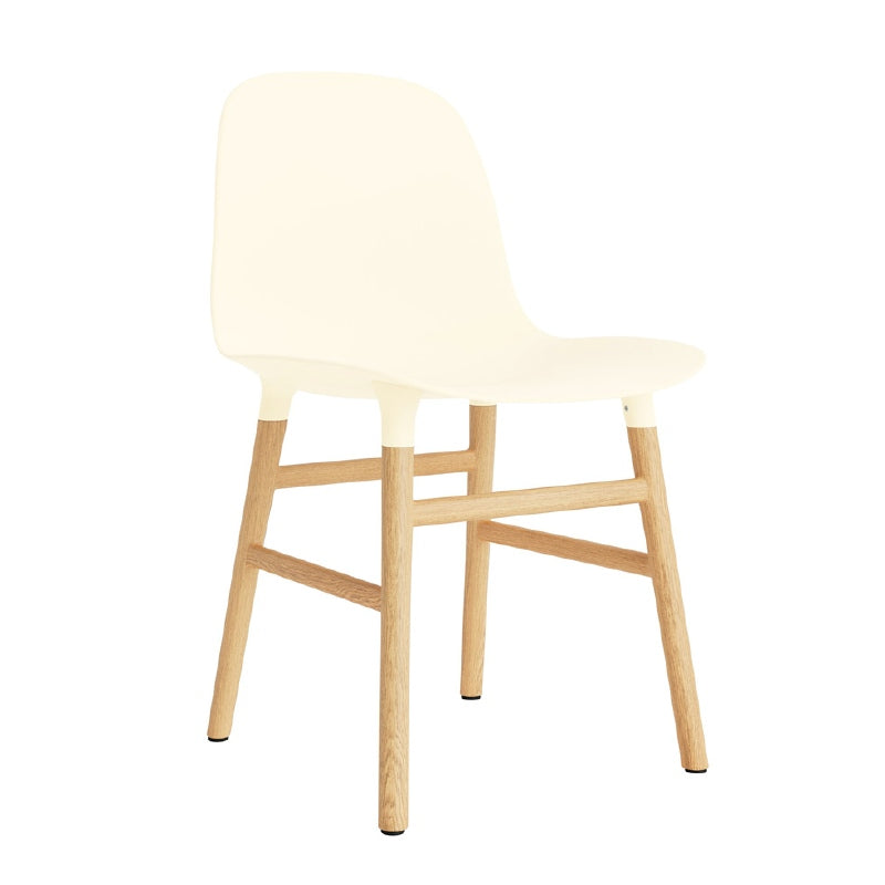 Form stoel - houten poten
