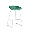 About A Stool AAS38 Barkruk - wit gelakt en multicolor