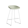 About A Stool AAS38 Barkruk - wit gelakt en multicolor