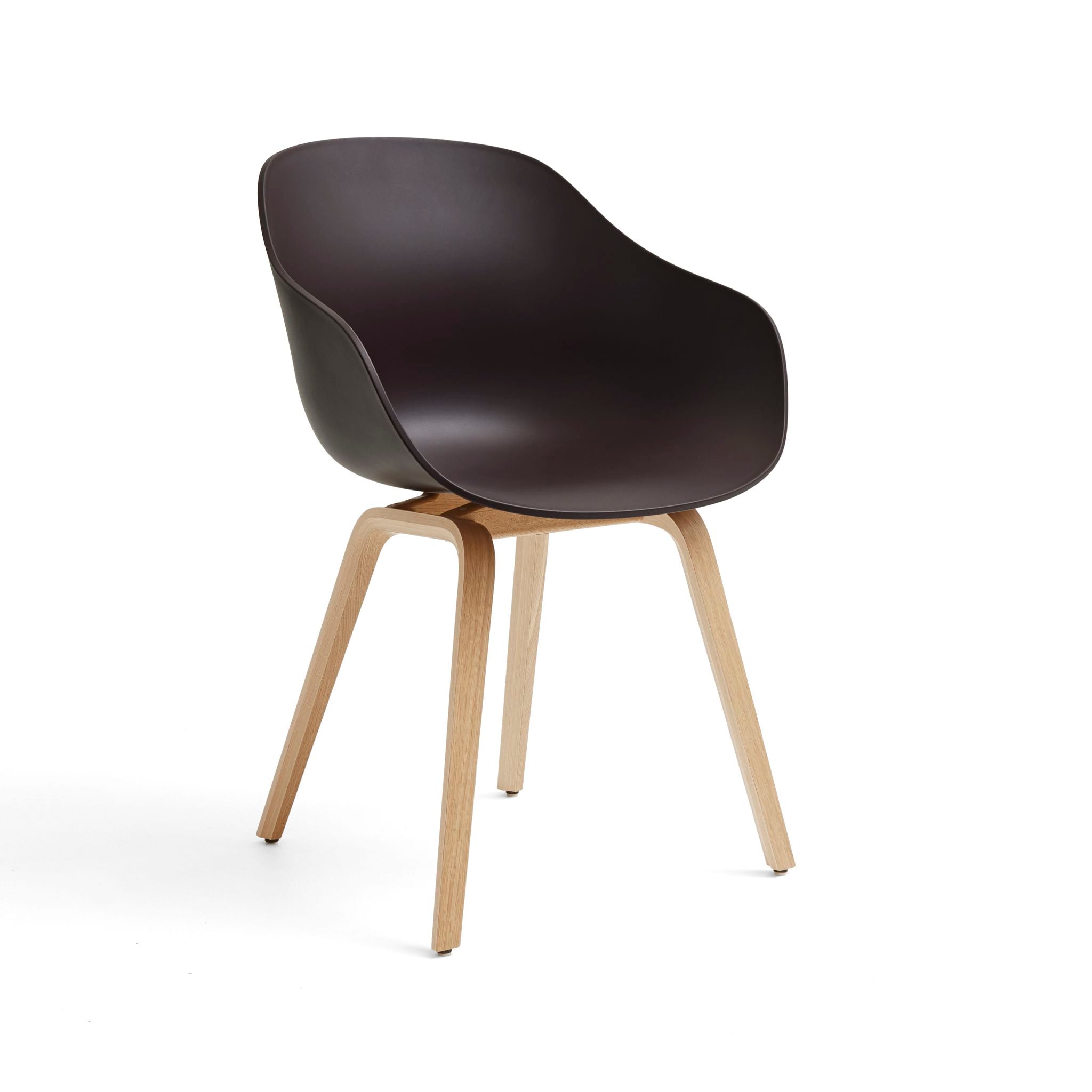 About A Chair AAC 222 stoel - houten poten en multicolor