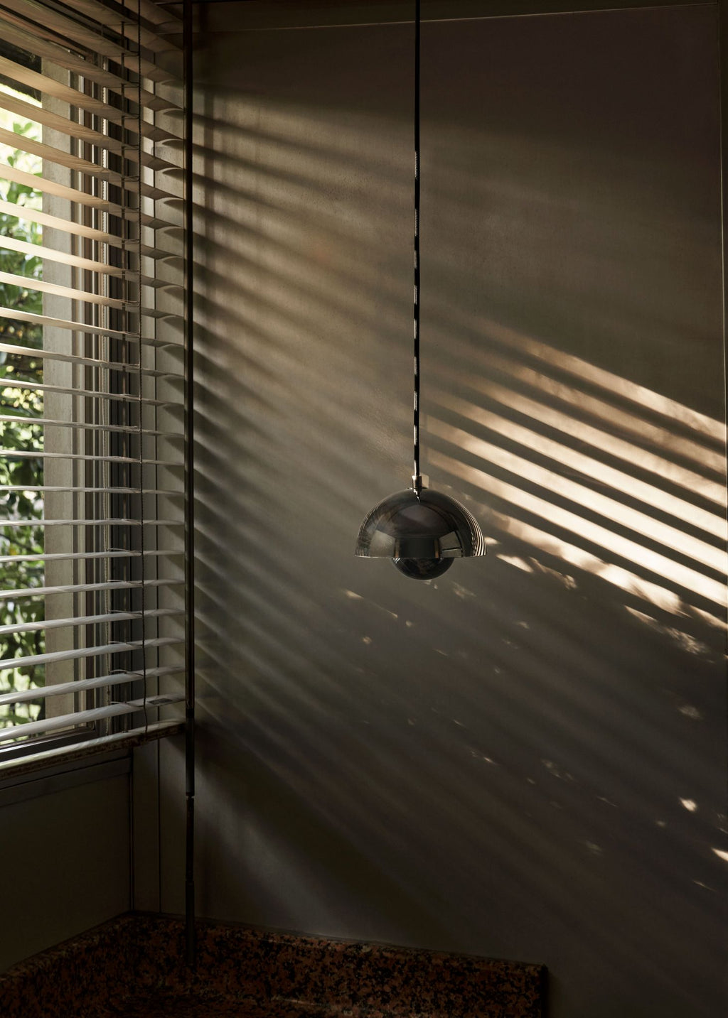 Flowerpot VP10 hanglamp