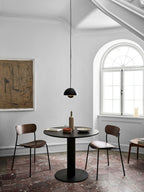 Pavilion AV1 stoel