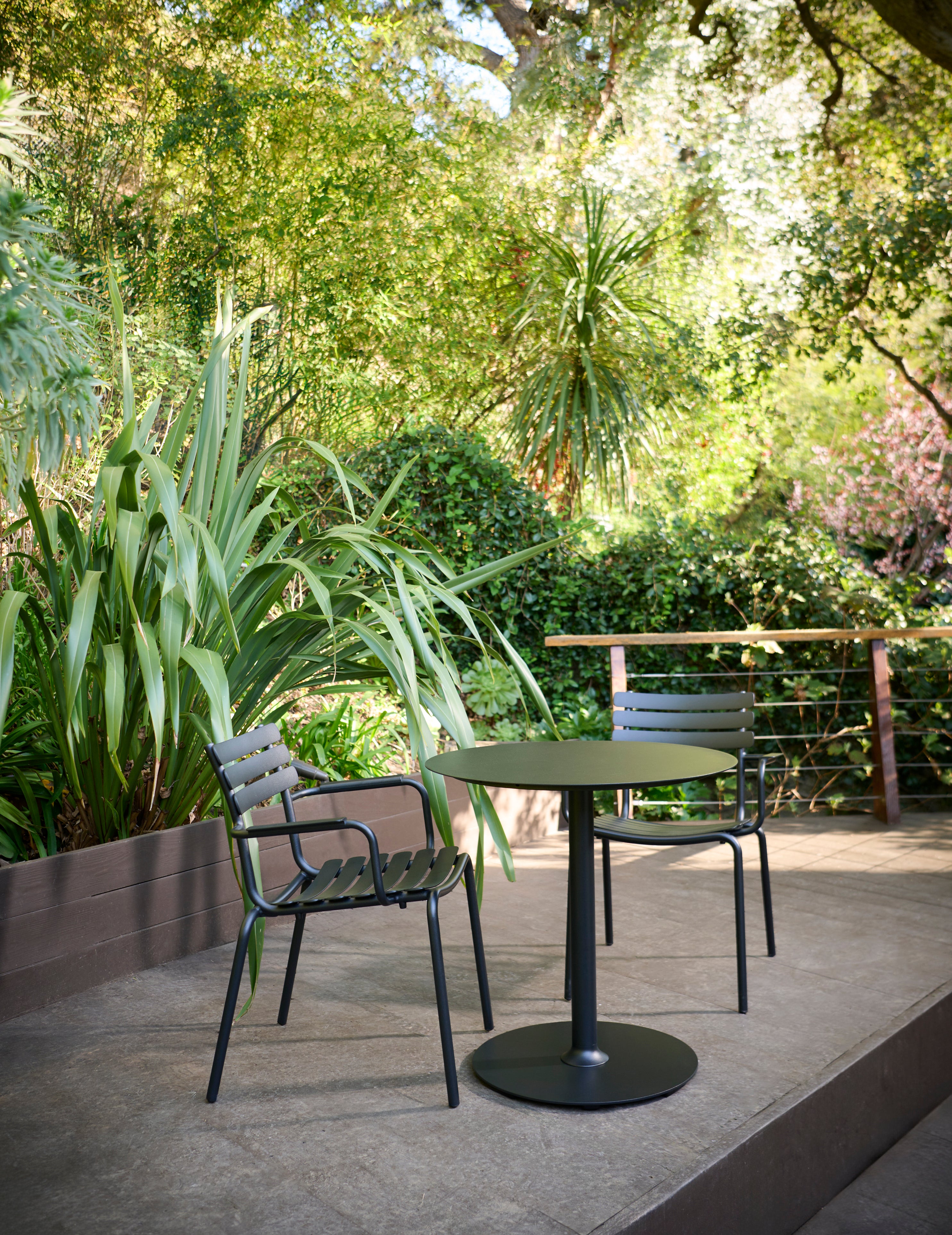 Alua tuinstoel aluminium met armsteun