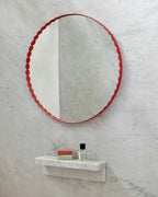 Arcs spiegel rond rood
