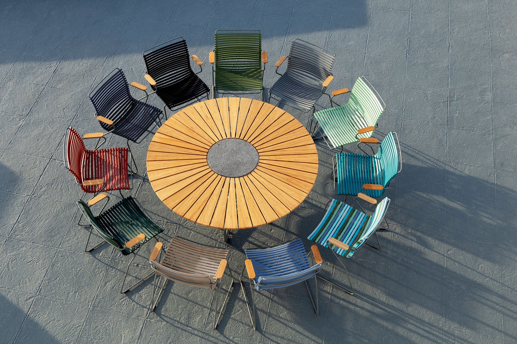 Circle bamboe tuintafel 150cm