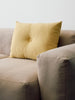 Dot kussen linnen soft yellow