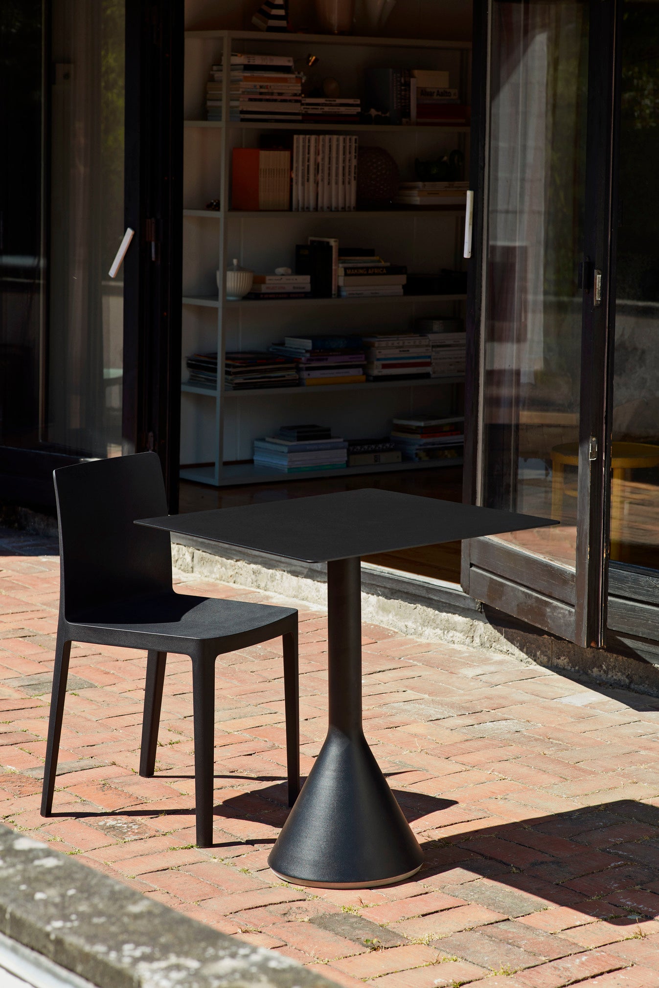Palissade Cone tafel vierkant 65cm