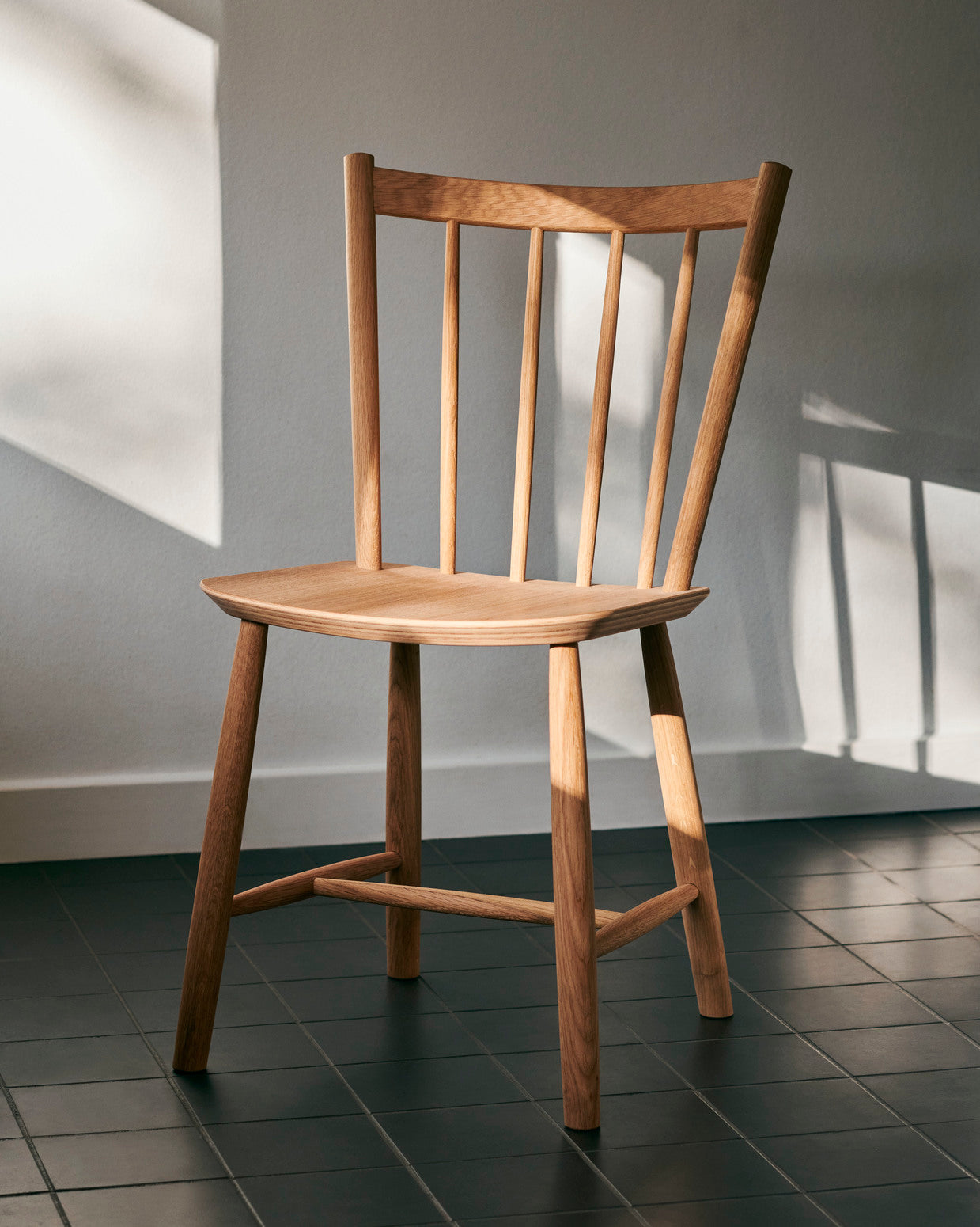 J41 stoel hout