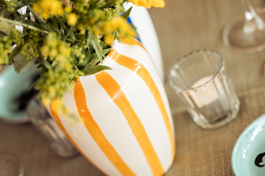 Funky Flower vaas medium strepen geel - Val Pottery