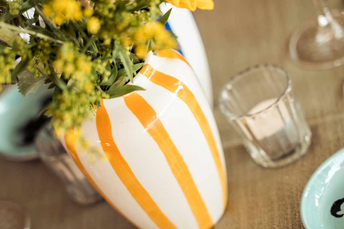 Funky Flower vaas medium strepen geel - Val Pottery