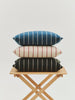 Outdoor market kussen blauw met beige strepen