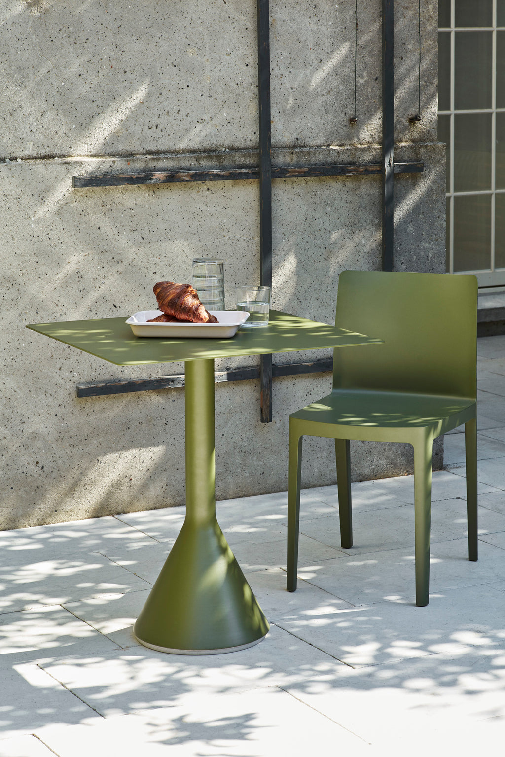 Palissade Cone tafel vierkant 65cm