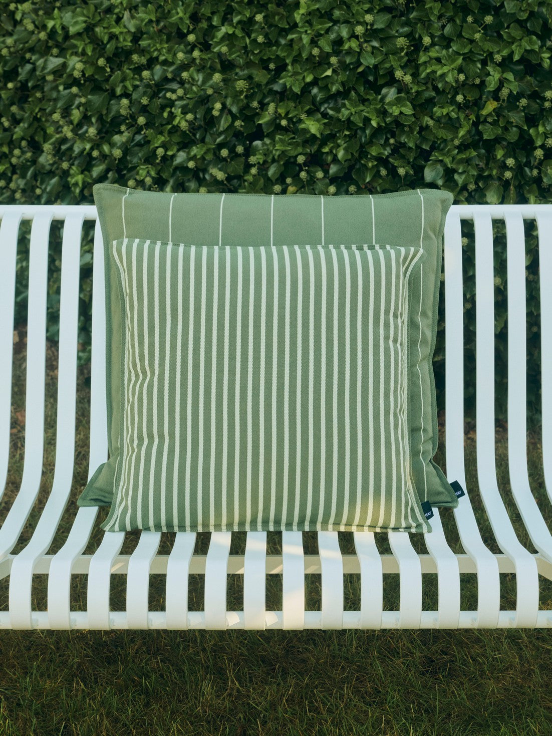Terrazza kussen fijne streep groen