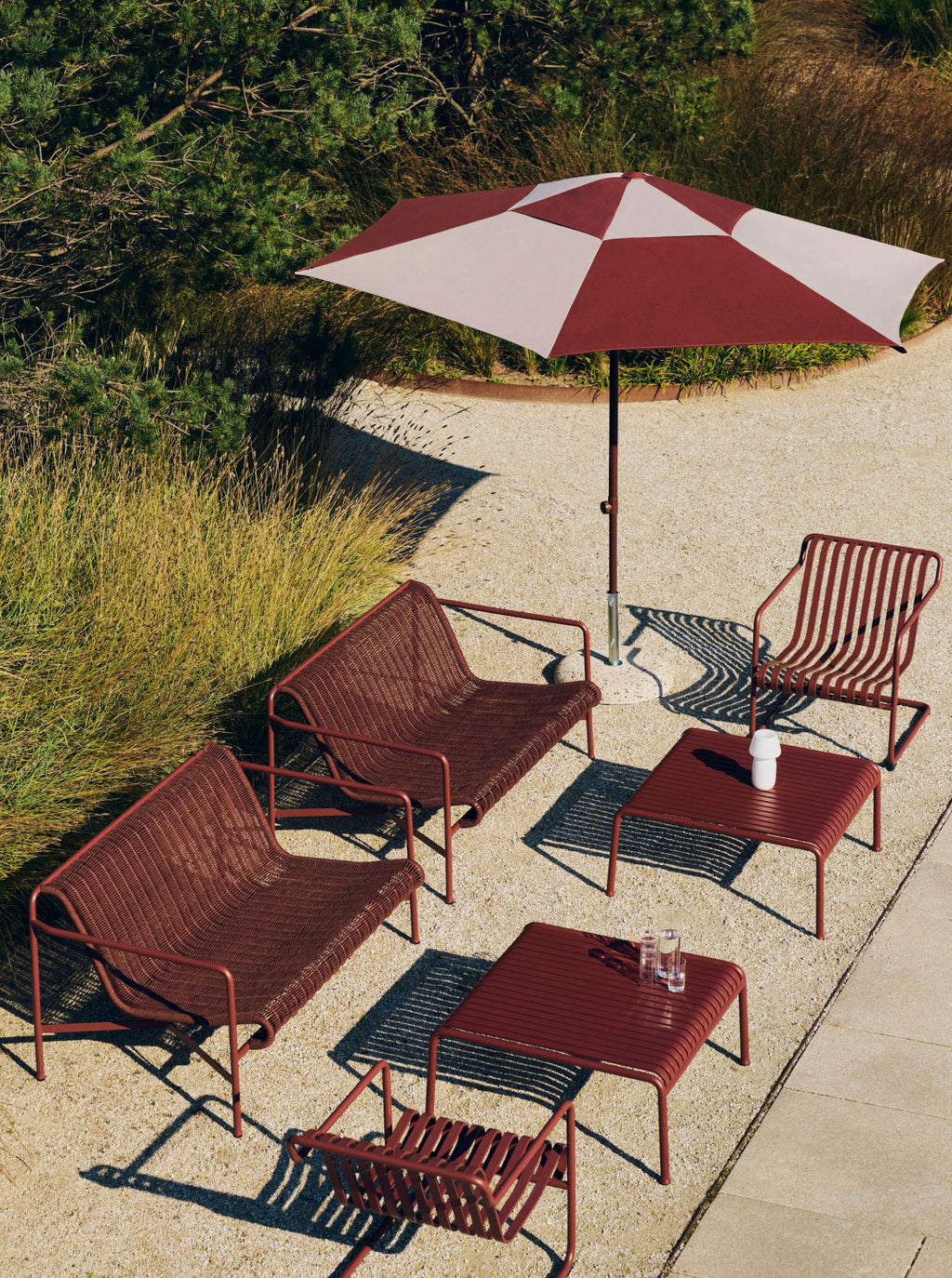 Toonzaalmodel Terrazza parasol hexagon bordeaux