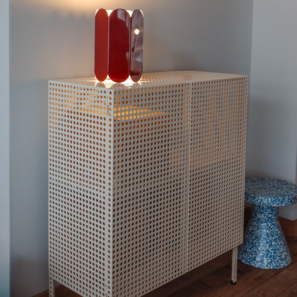 Toonzaalmodel Perforated Cabinet kast medium wit
