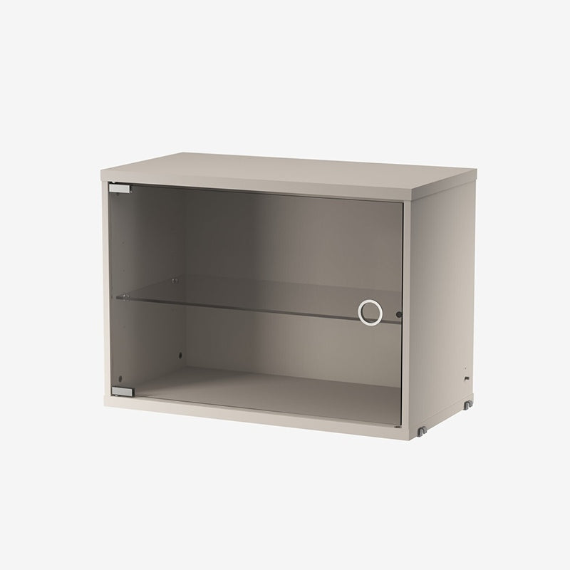 String kast met swing deur glas