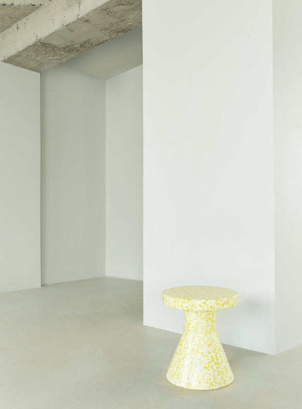 Normann Copenhagen - Bit stool bijzettafel cone geel