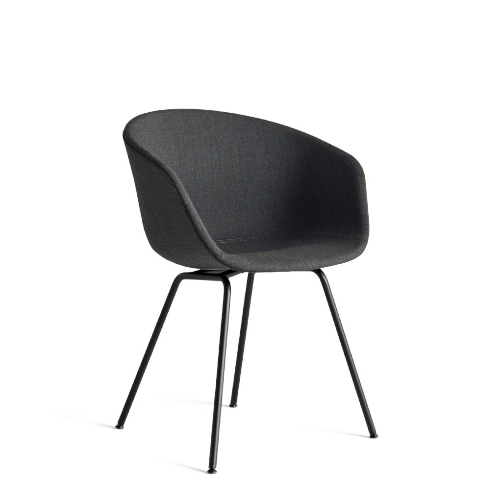 About A Chair AAC 27 stoel - stalen poten - volledig stof