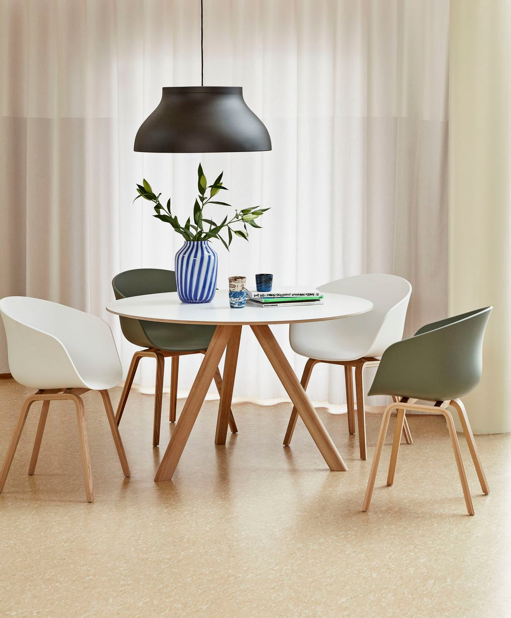 CPH20 tafel eik rond