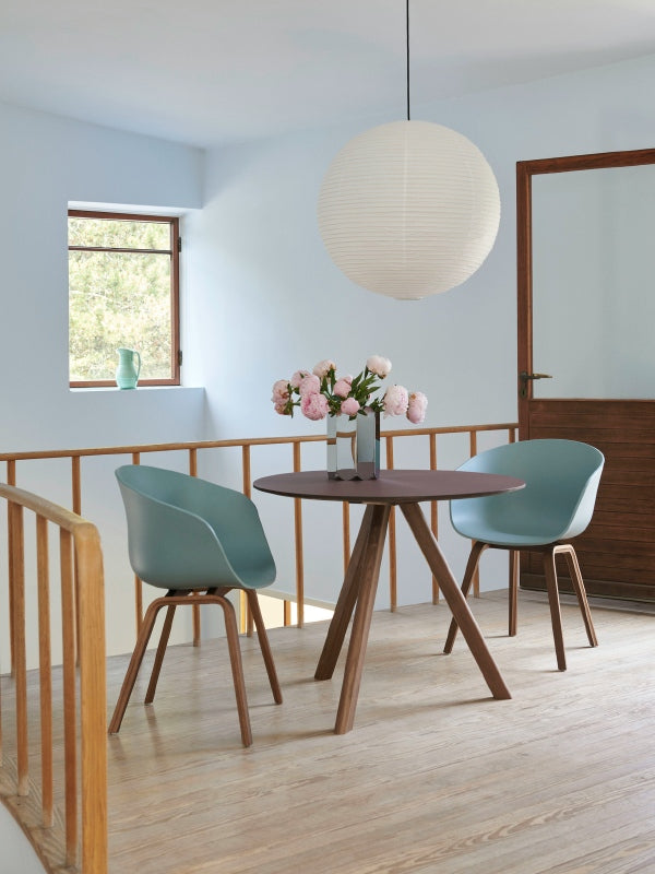 CPH20 tafel walnoot rond