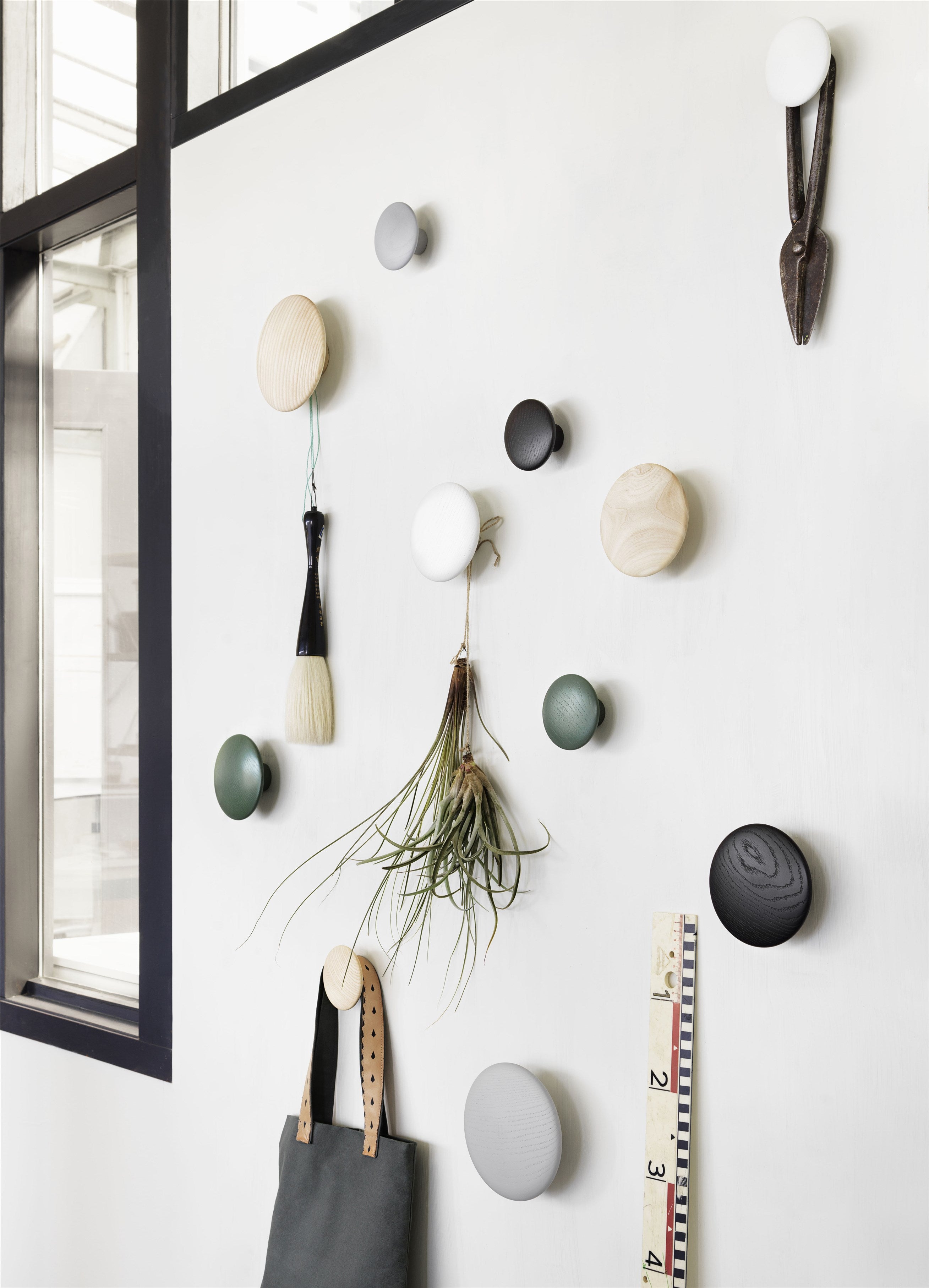 Muuto - The Dots kapstok hout 9cm