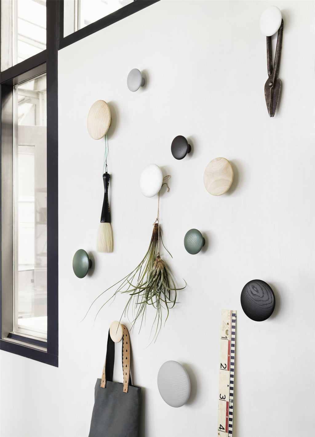 Muuto - The Dots kapstok hout 13cm