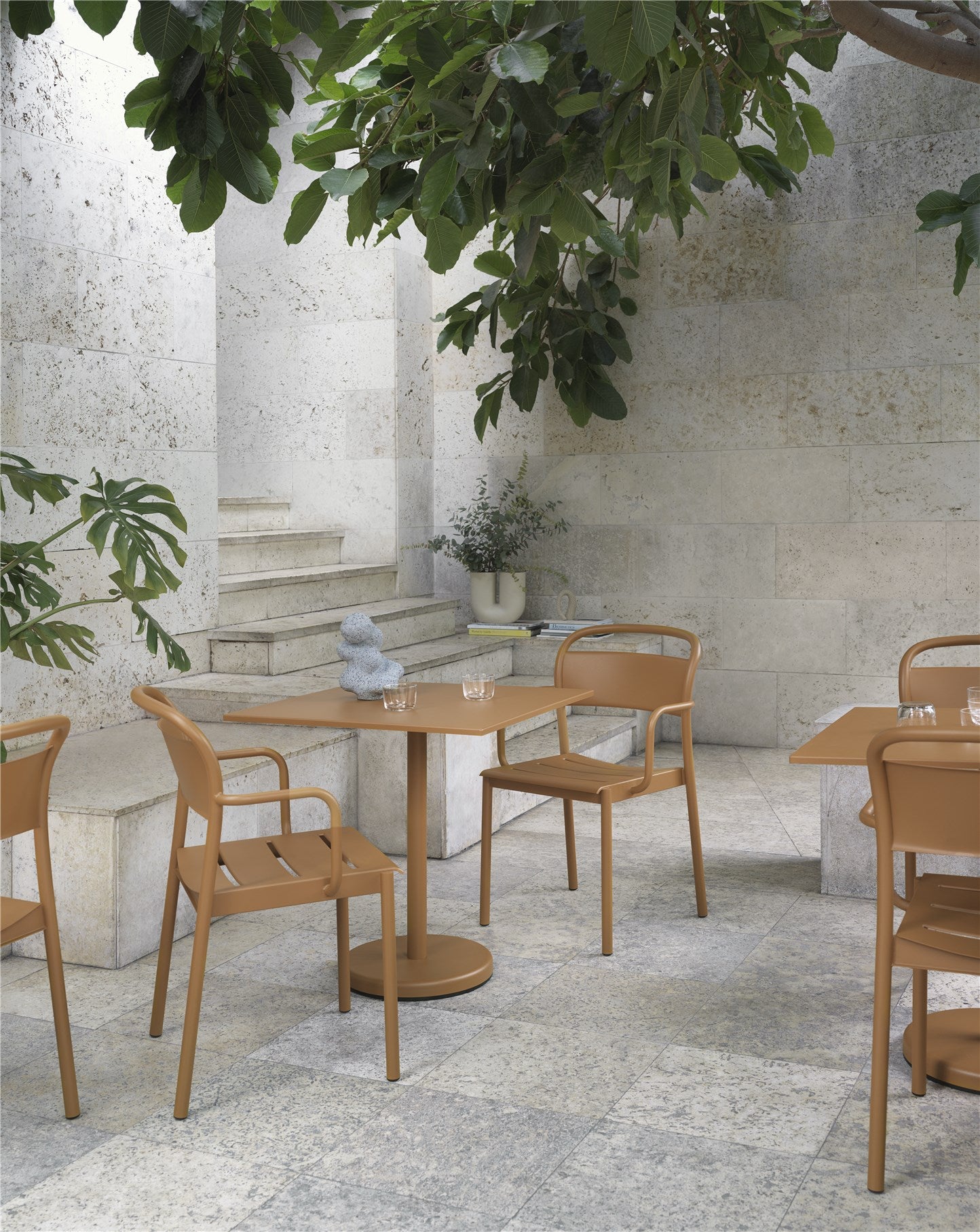 Linear Steel cafétafel vierkant 70cm