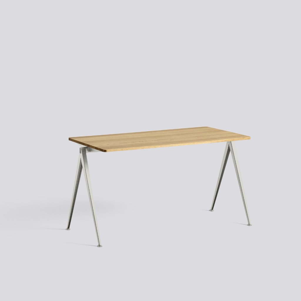 Pyramid tafel 01 - beige