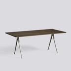 Pyramid tafel 02 - beige