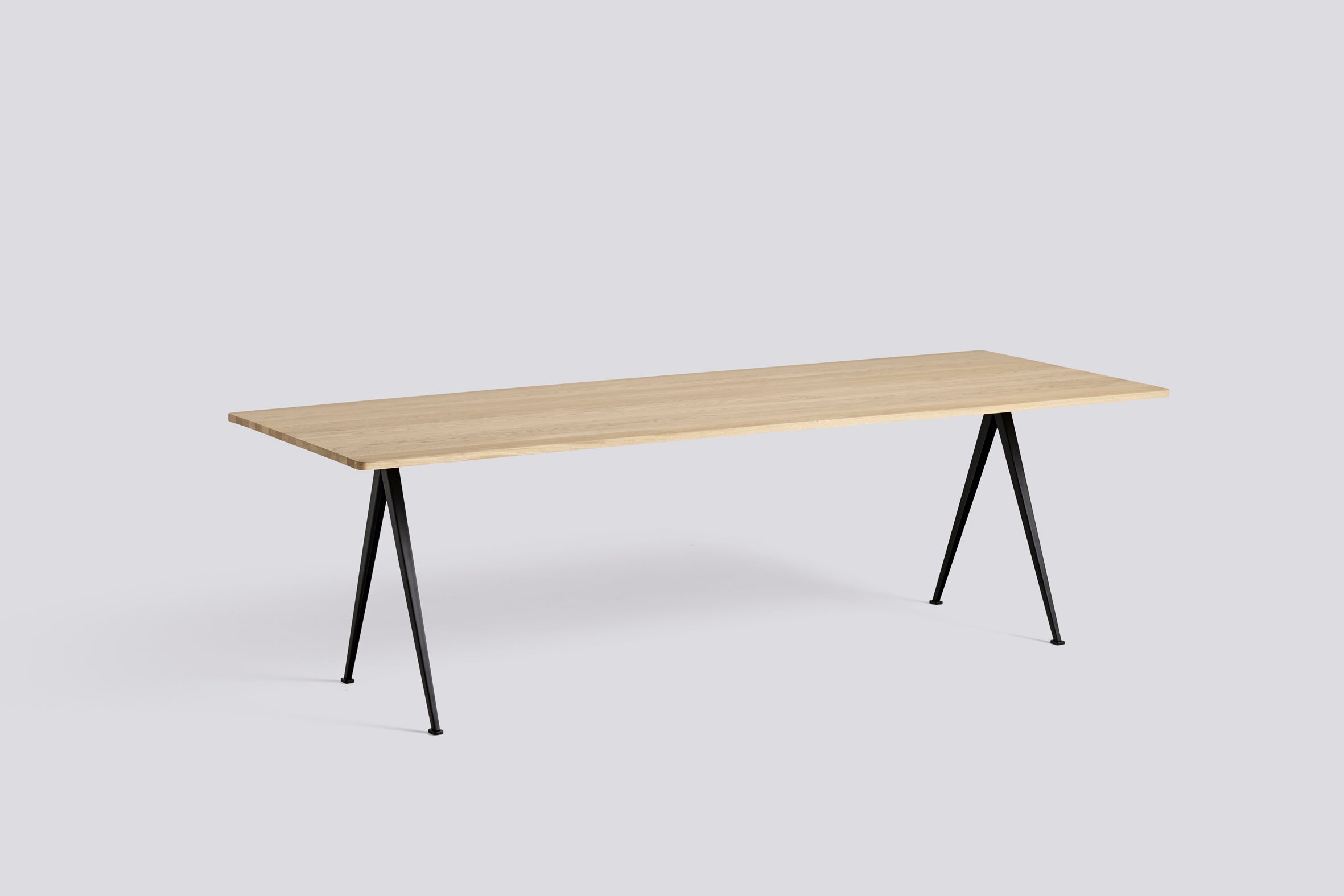 Pyramid tafel 02 - zwart