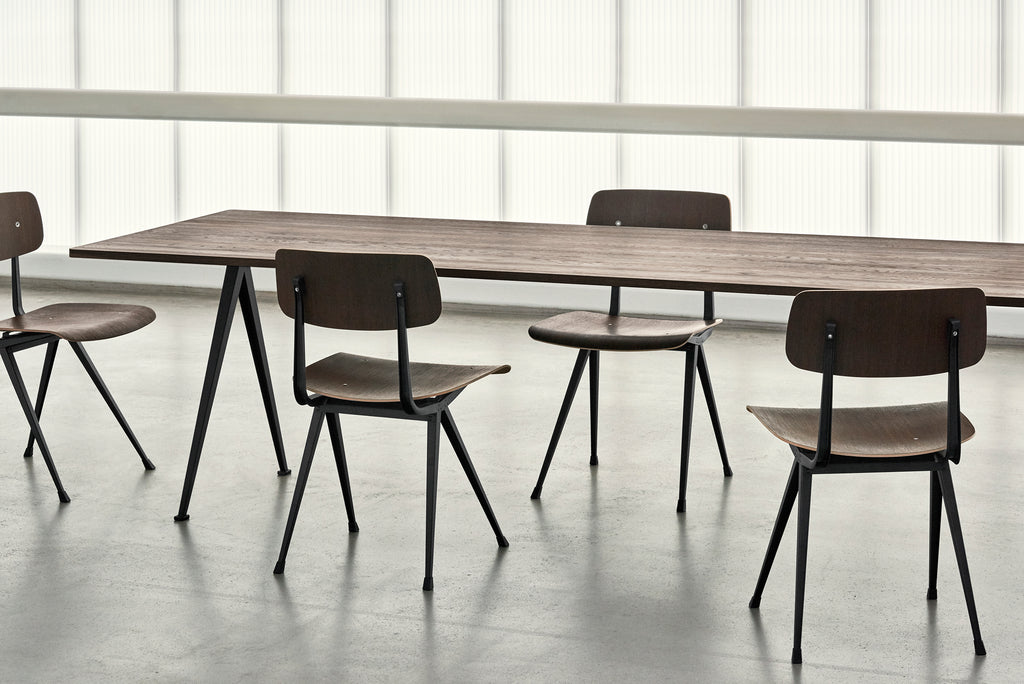 Pyramid tafel 02 - zwart
