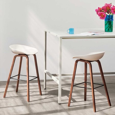 About A Stool AAS32 Barkruk walnoot