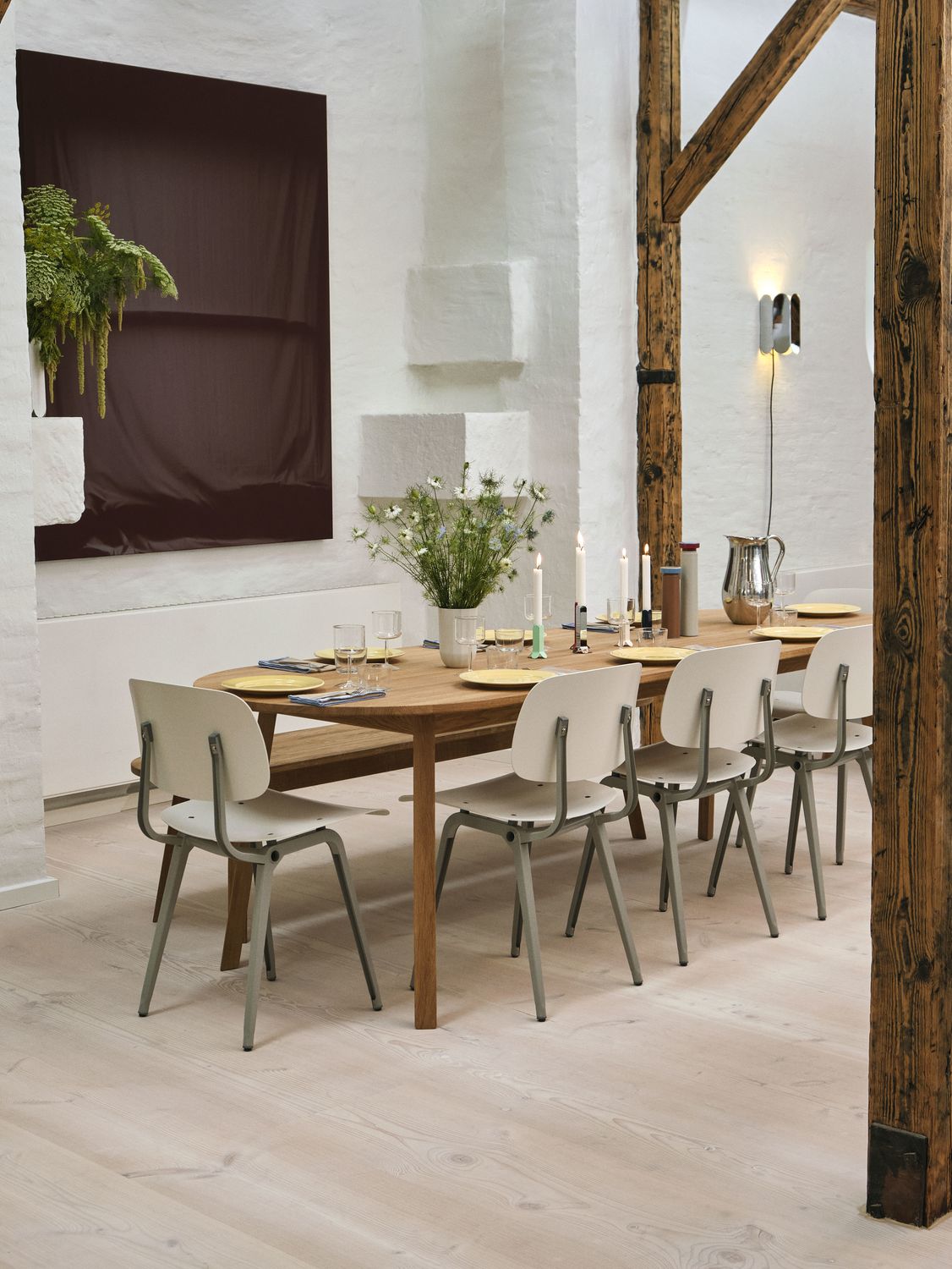 Triangle leg tafel ovaal 250x85 cm eik