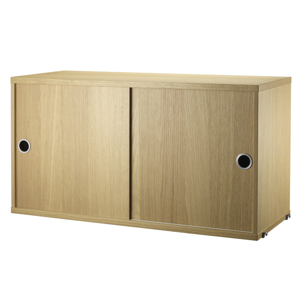 String kast met schuifdeuren – deBesteKamer