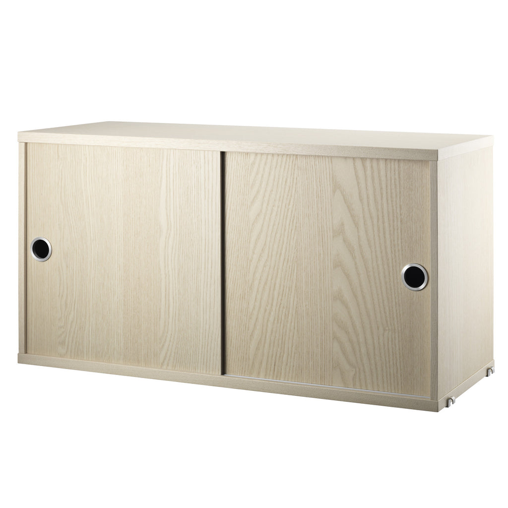 String kast met schuifdeuren – deBesteKamer