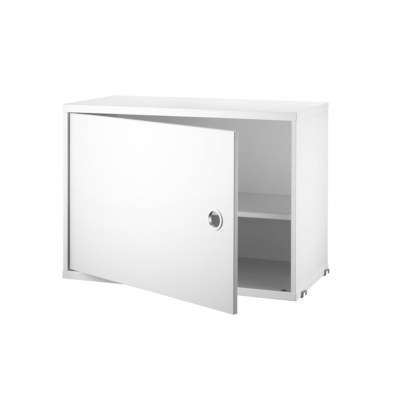 String kast met swing deur